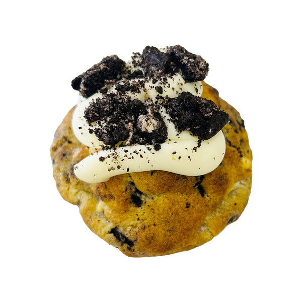 OREO cookie with Butter Cream and OREO topping